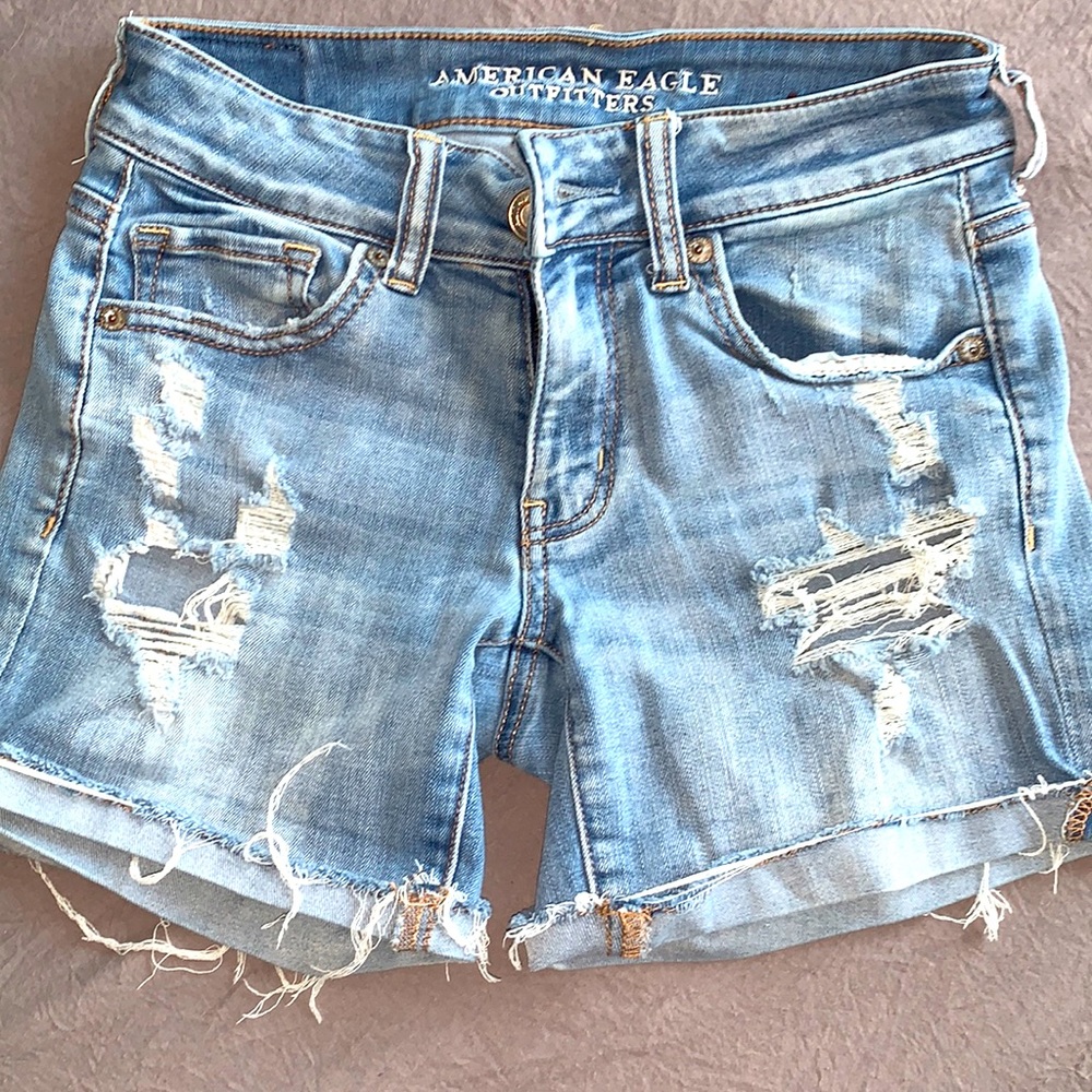 American Eagle MIDI shorts